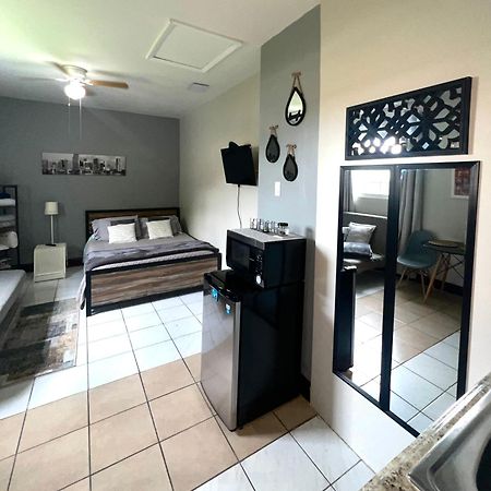 Cutler Ridge Lovely & Modern Room In Miami מראה חיצוני תמונה